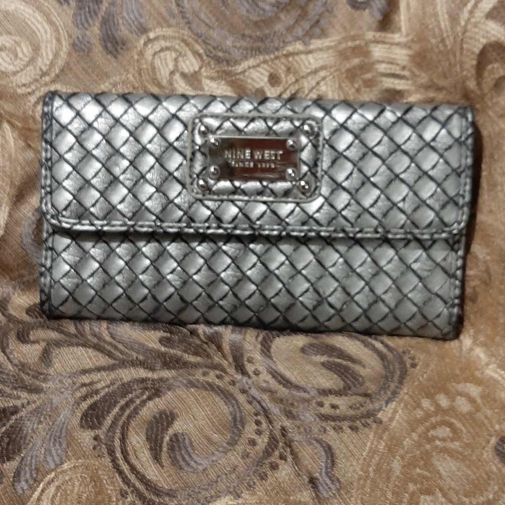 Wallet - Picture 2 of 7